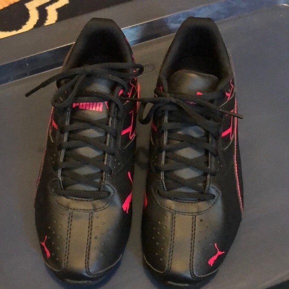Pumas Tazon 6 soft foam optimal comfort size 8 black and pink - Picture 1 of 6